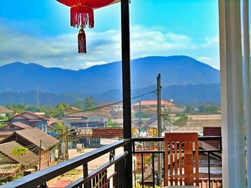 Downtown Vang Vieng Hotel Ngoại thất bức ảnh